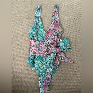NWT Beach Riot Samira one piece - pink peony size small